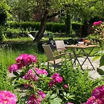 Bed & Breakfast La Maison Des Copains