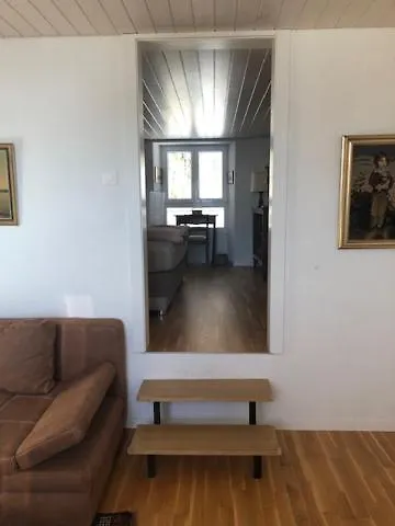 La Maison Des Copains 블로네이