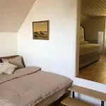 La Maison Des Copains Bed & Breakfast