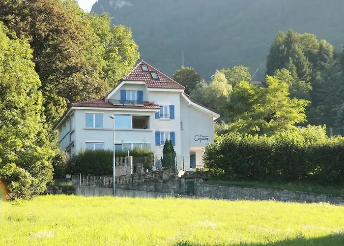 La Maison Des Copains Nocleg ze śniadaniem 3*