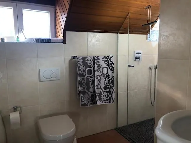 La Maison Des Copains