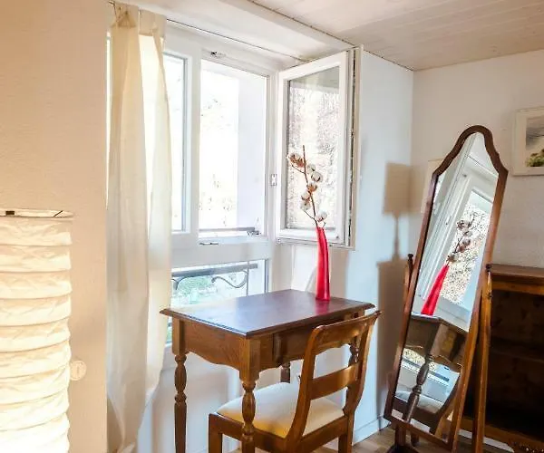 La Maison Des Copains Couette-café